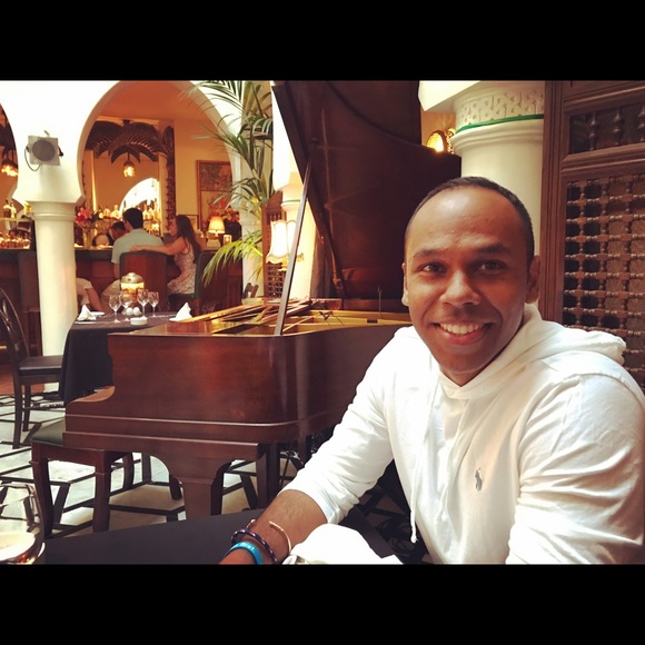 Meet your Posher, Neville - Picture 1 of 1